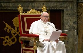 البابا فرنسيس:حرية التعبير لا تجيز اهانة معتقدات الاخرين