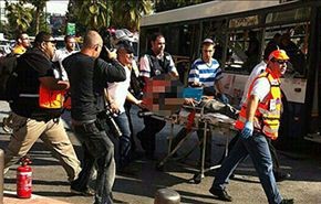 16 جريحا بعملية طعن بحافلة في تل ابيب حالة 5 منهم خطرة