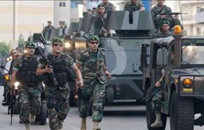 الجيش اللبناني يقصف مواقع المسلحين بجرود عرسال
