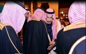 طريقة مبايعة أطفال السعودية للملك الجديد تثير جدلا على تويتر