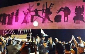 بالصور.. احتفالات ليلية في بغداد وشوارعها تعج بالحياة