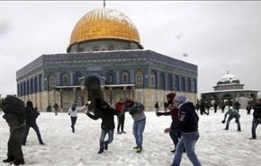 الثلوج تغطي الاراضي الفلسطينية والاردن ولبنان