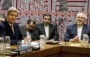 ظريف وكيري ينهيان جولة محادثات؛ ويلتقيان مجددا اليوم