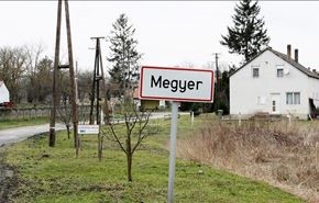 قرية مجرية كاملة للإيجار بـ700 يورو