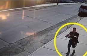 فيديو لطفلين يُفشلان محاولة اختطاف شقيقهما الرضيع