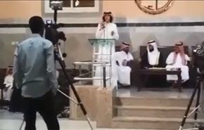 فیلم؛ مرگ آوازه‌خوان سعودی در حال اجرای زنده؟