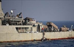 السفن الحربية الايرانية تجري تدريبات متميزة في بحر عمان