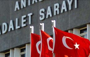 تركيا.. اتهام 17 عسكريا لاعتراضهم قافلة اسلحة متوجهة لسوريا