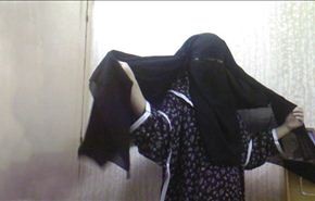 سعودية تطلب الطلاق بعدما كشف زوجها بُرقعها اثناء نومها!