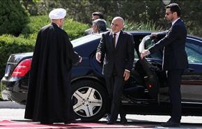 الرئيس الأفغاني في أول زيارة له إلى طهران