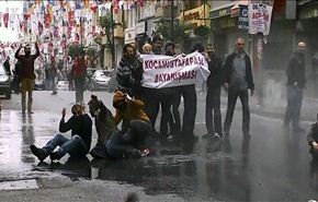 تظاهرات حول العالم نادت بالحقوق المشروعة للعامل وفي تركيا...