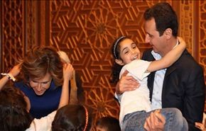 بالصور.. الرئيس الاسد يستقبل اولاد وبنات الشهداء