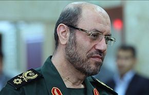 وزير دفاع ايران يبحث التعاون العسكري مع مسؤولي العراق