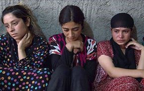 دیلی میل: داعش زنان ایزدی را برهنه در