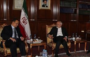 ظريف ينتقد وتيرة ارسال المساعدات الانسانية لليمن