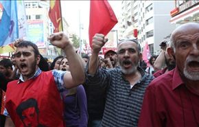 حزب تركي يتهم الحكومة بالتفجيرات التي طالت مقراته+فيديو