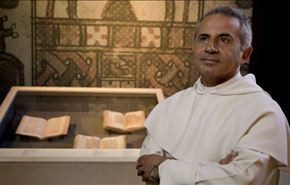 راهب انقذ 800 مخطوطة عراقية من ايدي 