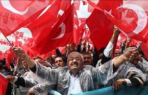 تراجع شعبية الحزب الحاكم بتركيا ورفض لتغيير تظام الحكم