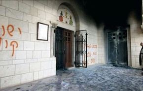 متطرفون صهاينة يحرقون كنيسة في طبريا + صور