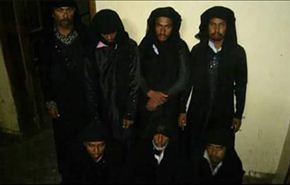 اعتقال عصابة ارهابية متنكرة بـ”زي نسائي” في اليمن