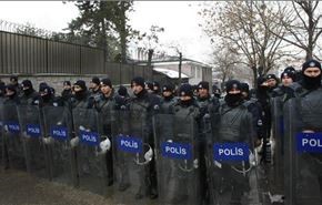 تركيا توقف251 شخصا في حملة ضد 