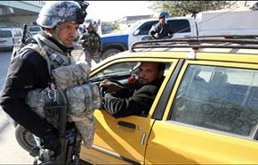 فيديو خاص؛ القبض على مسلحين متخفين مع نازحي الفلوجة