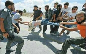 عريقات: 11ألف اعتداء نفذه المستوطنون بالضفة منذ 2004