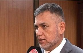 الاعرجي يقدم استقالته للعبادي مثولا لاوامر السيد الصدر
