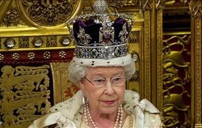 رکورد ملکه انگلیس در تاج و تخت !