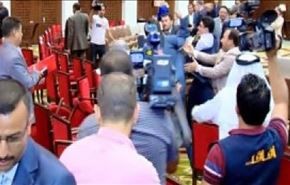 رینگ نبرد با صندلی در کنفرانس آزادسازی الانبار! + عکس