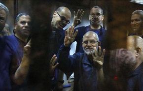 مصر: الحكم بالمؤبد ضد مرشد الإخوان وآخرين