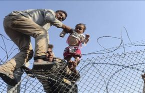 العفو: تعامل أوروبا مخز؛ والنمسا تحذر من فوضى تدفق اللاجئين