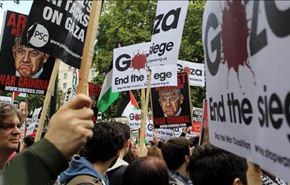 تظاهرات امام مقر كاميرون في لندن بمناسبة زيارة نتانياهو