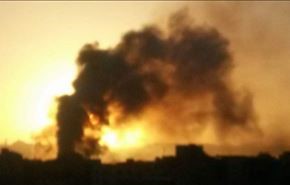 حمله هواپیماهای سعودی به مرکز تلویزیونی صنعا+فیلم