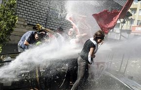 تفريق تظاهرة سلمية موالية للاكراد وسط اسطنبول