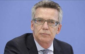 وزير الداخلية الالماني يدعو الى تحديد عدد المهاجرين