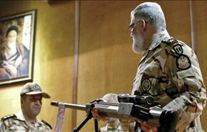 سلاح البر يسلم منتجات دفاعية جديدة محلية الصنع للجيش الايراني