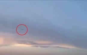 فيديو يرصد صاروخين مجنحين متجهين نحو مواقع 