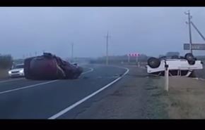 بالفيديو.. حادث سير مروع و السبب...