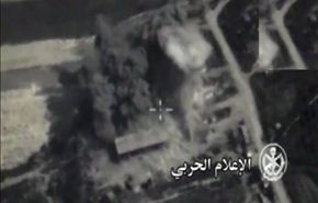 فيديو:مقتل 40 داعشيا وتدمير 16 سيارة لهم في غارة بريف حماة