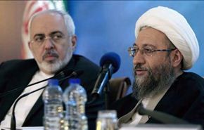 آملي لاریجاني: معظم التهجم علی ایران في مجال حقوق الانسان، مسیس