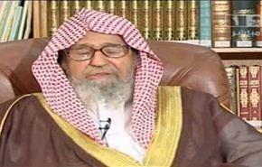 بالفيديو.. الفوزان: لا تصلوا على آل محمد لأنها أصبحت شعار الشيعة!