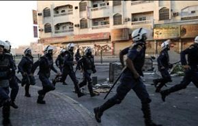 السجن 3 سنوات لمتهم بمراقبة شرطة في البحرين!