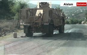 فيديو.. تقدم يمني بتعز يقطع خطوط امداد المسلحين ويغنم مدرعاتهم