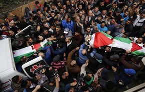 آلاف الفلسطينيين يشيعون شهيدين ودعوات لاستمرار الانتفاضة