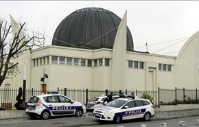 فرنسا تغلق مسجدا ثالثا في حملة أمنية بعد هجمات باريس