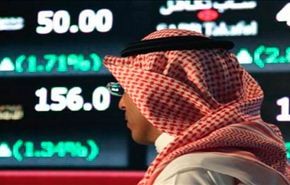 السعودية تواجه العجز في الميزانية بتقليل الانفاق العام