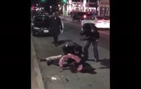 بالفيديو؛ الشرطة الأميركية تعتدي بالضرب المبرح على شاب