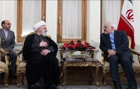 ظريف: سلوك بعض دول المنطقة يتعارض مع مصالح الامة الاسلامية