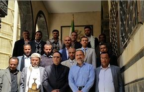 ممثلو الأحزاب اليمنية يزورون السفارة الإيرانية في صنعاء+صور
